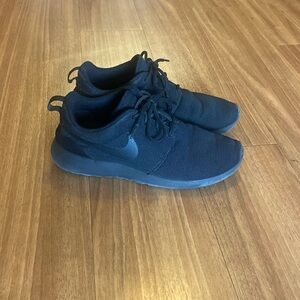 Nike Roshe Runs